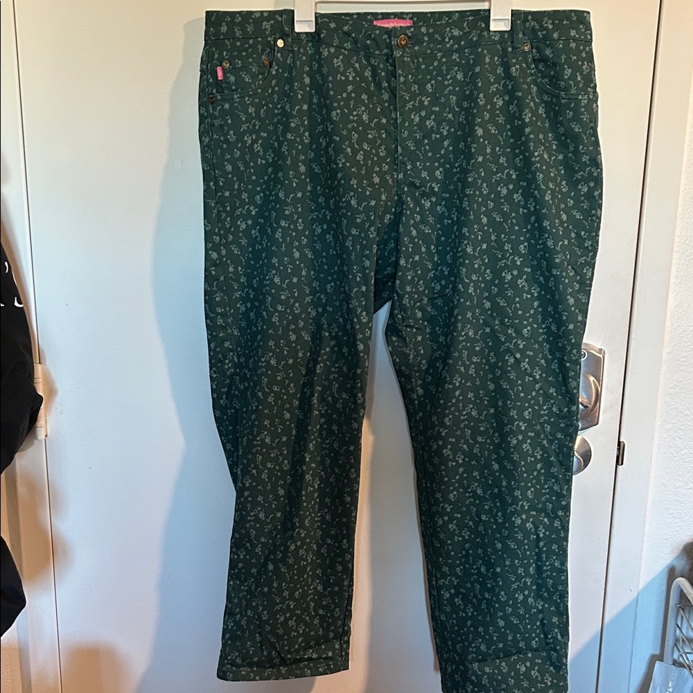 22W green floral jeans
